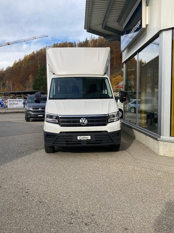 Gebraucht VW Crafter 163 PS (119 kW) 2024 Weiss Van