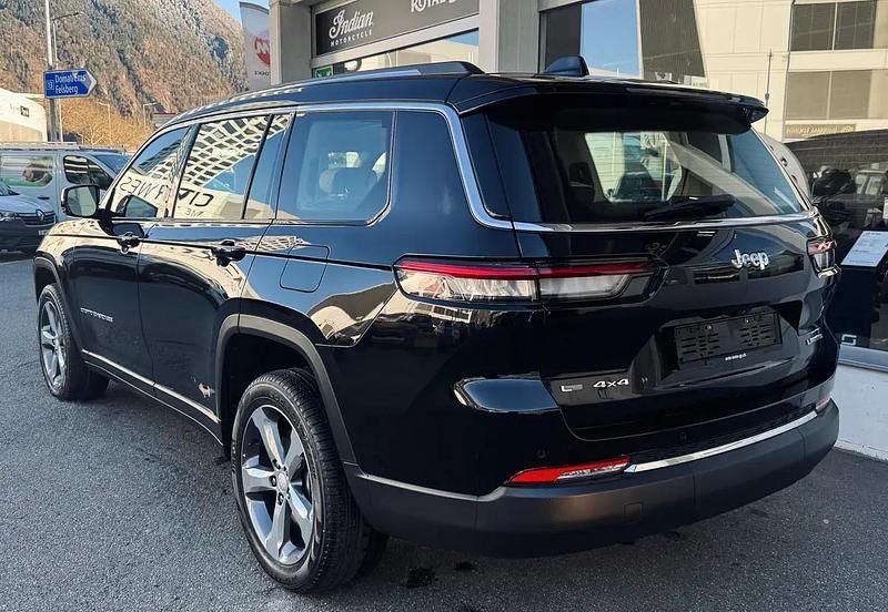 Neu Jeep Grand Cherokee Limited 299 PS (219 kW) 2025 Schwarz SUV