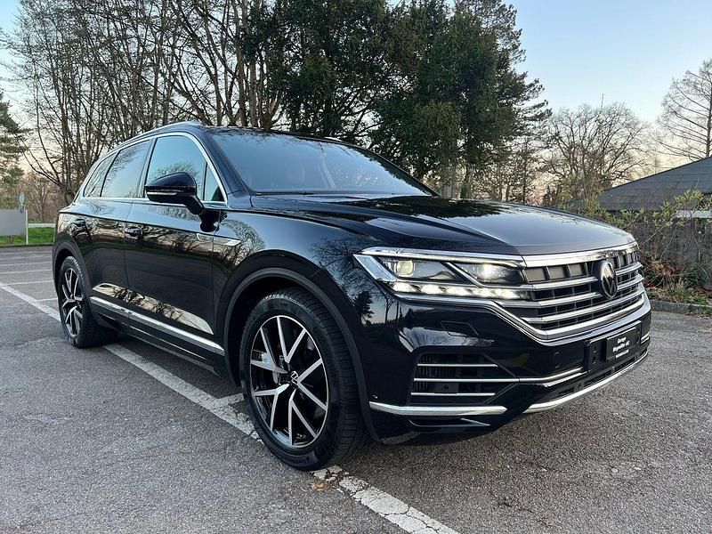 Gebraucht VW Touareg Elegance 340 PS (250 kW) 2022 SUV