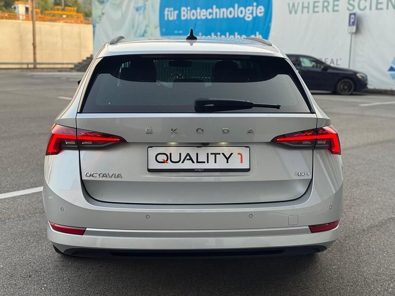 Gebraucht Skoda Octavia Style 200 PS (147 kW) 2022 Kombi
