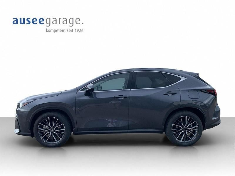 Neu Lexus NX450h+ 309 PS (227 kW) 2025 Grau SUV