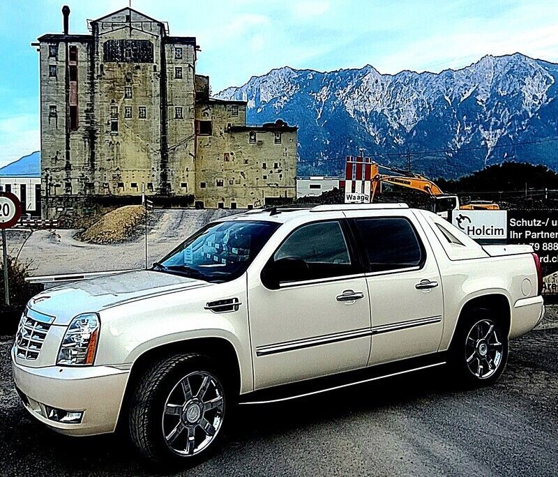Gebraucht Cadillac Escalade 409 PS (300 kW) 2008 SUV