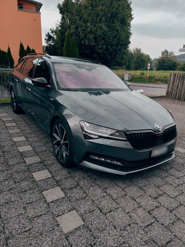 Gebraucht 2021 Skoda Superb SportLine Kombi | CHF 31’500 (Teuer) - Bild 1/4