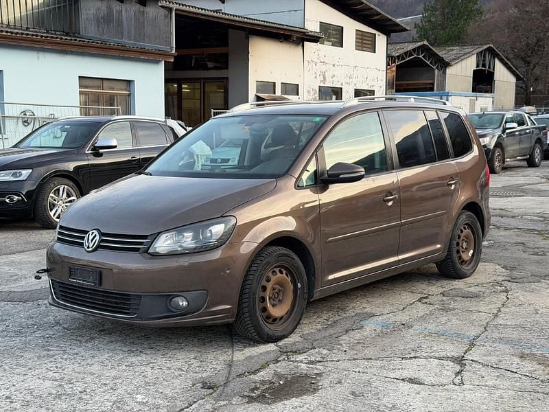 Gebraucht 2012 VW Touran Comfortline Van / Kleinbus | CHF 4’200 (Superpreis) - Bild 1/4