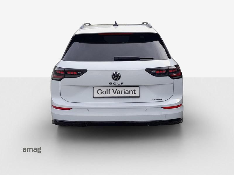 Gebraucht VW Golf VIII R-line 204 PS (150 kW) 2025 Kombi