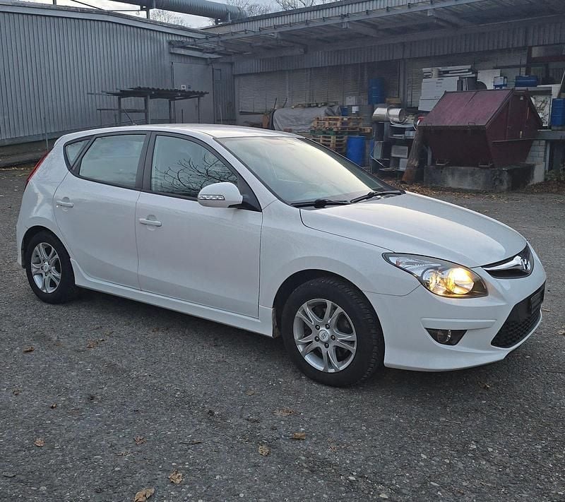 Gebraucht 2012 Hyundai i30 Edition | CHF 8’400 (Superpreis) - Bild 1/4