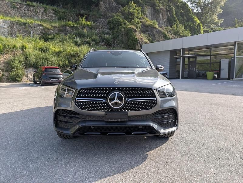 Gebraucht Mercedes GLE400 AMG line 330 PS (242 kW) 2022 Grau SUV