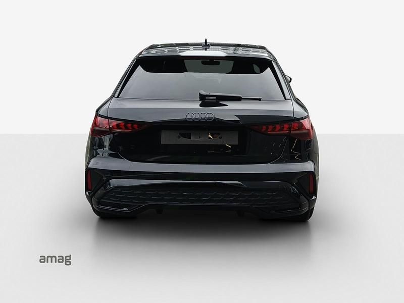 Gebraucht Audi A3 Sportback e-tron Attraction 272 PS (200 kW) 2025 Kleinwagen