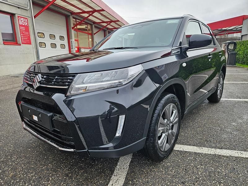 Neu Suzuki Vitara 110 PS (80 kW) 2025 Schwarz SUV