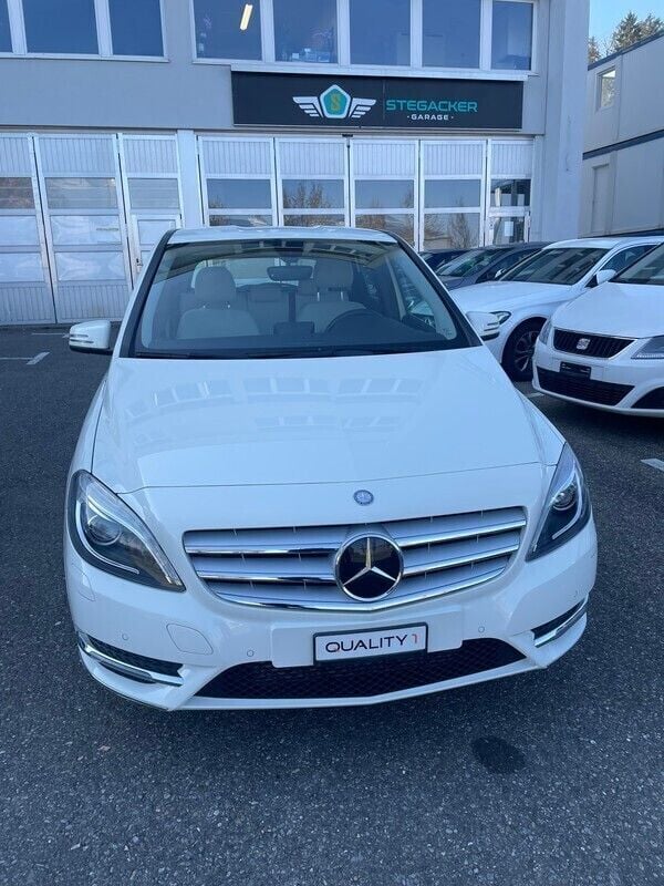 Gebraucht 2014 Mercedes B180 Van / Kleinbus | CHF 11’900 - Bild 1/4