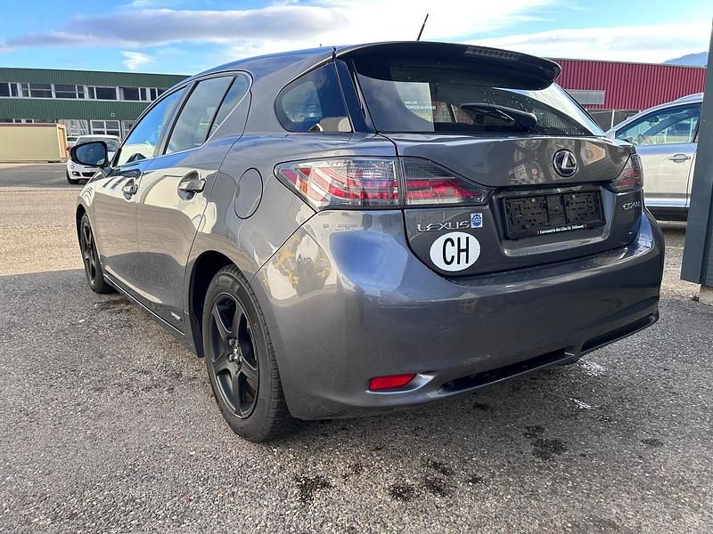 Gebraucht Lexus CT200h 136 PS (100 kW) 2013