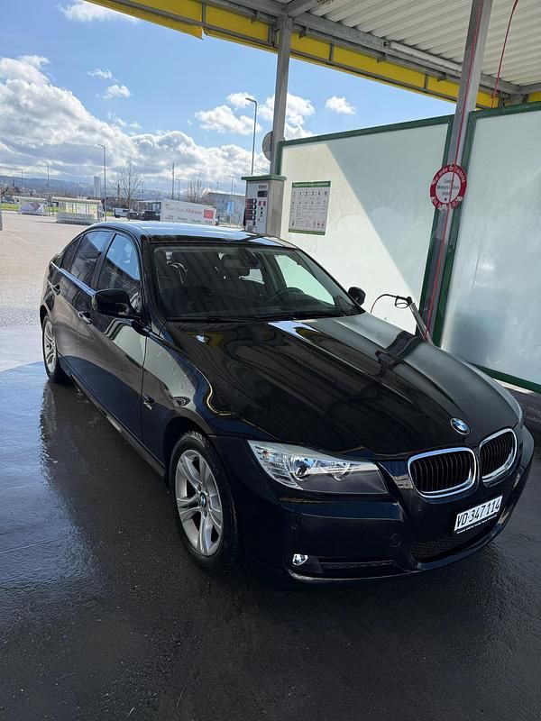 Gebraucht BMW 320 177 PS (130 kW) 2010