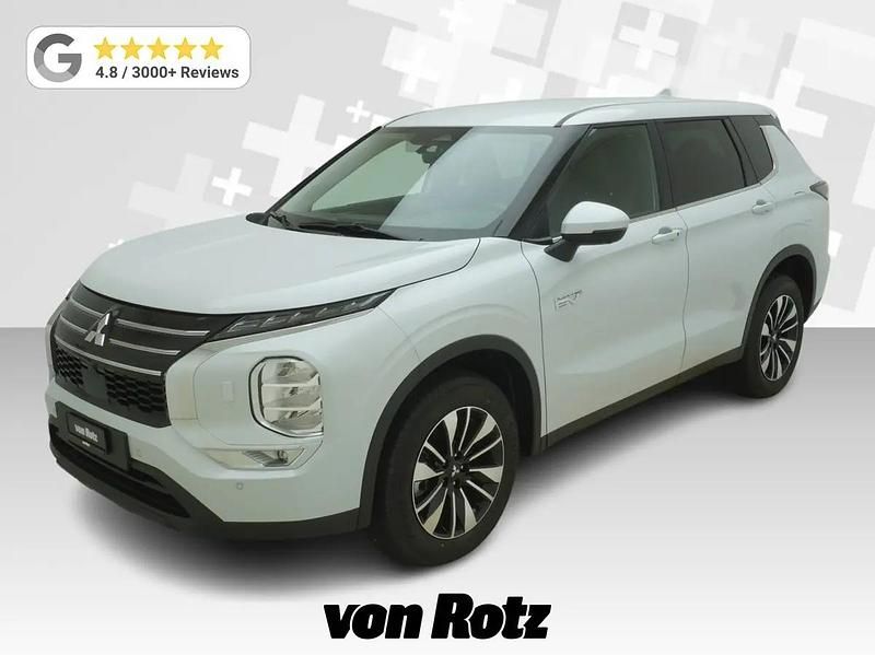 Weiss Neu 2025 Mitsubishi Outlander P-HEV Invite | CHF 43’740 (Superpreis) - Bild 1/4