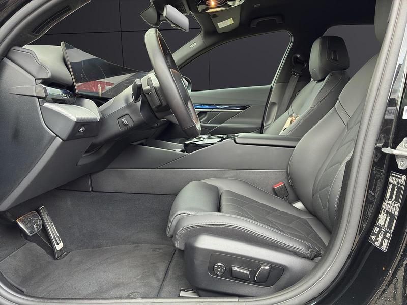 Gebraucht BMW 520 M Sport 208 PS (152 kW) 2025 Limousine