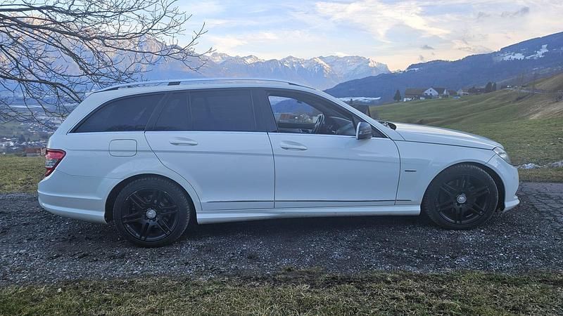 Gebraucht Mercedes C250 204 PS (150 kW) 2010