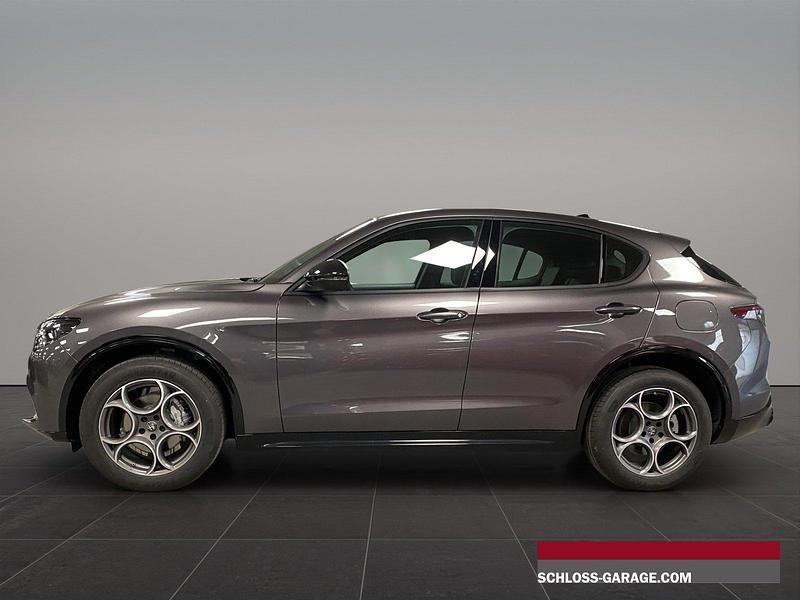 Neu Alfa Romeo Stelvio Sprint 280 PS (205 kW) 2025 SUV