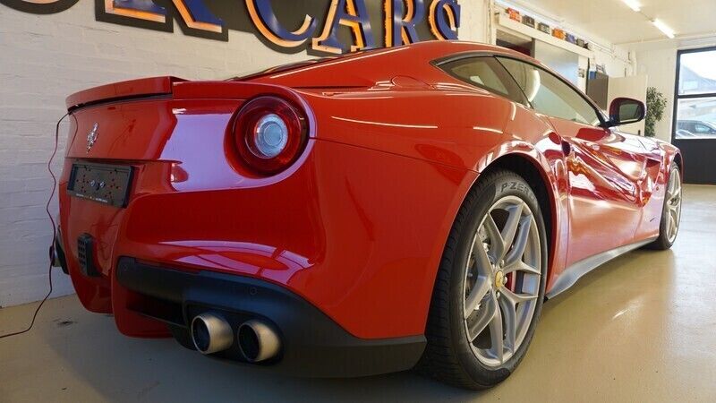 Gebraucht Ferrari F12 736 PS (541 kW) 2016 Coupé