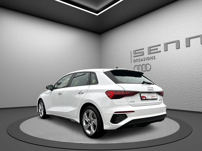 Gebraucht Audi A3 Attraction 150 PS (110 kW) 2021 Weiss Limousine