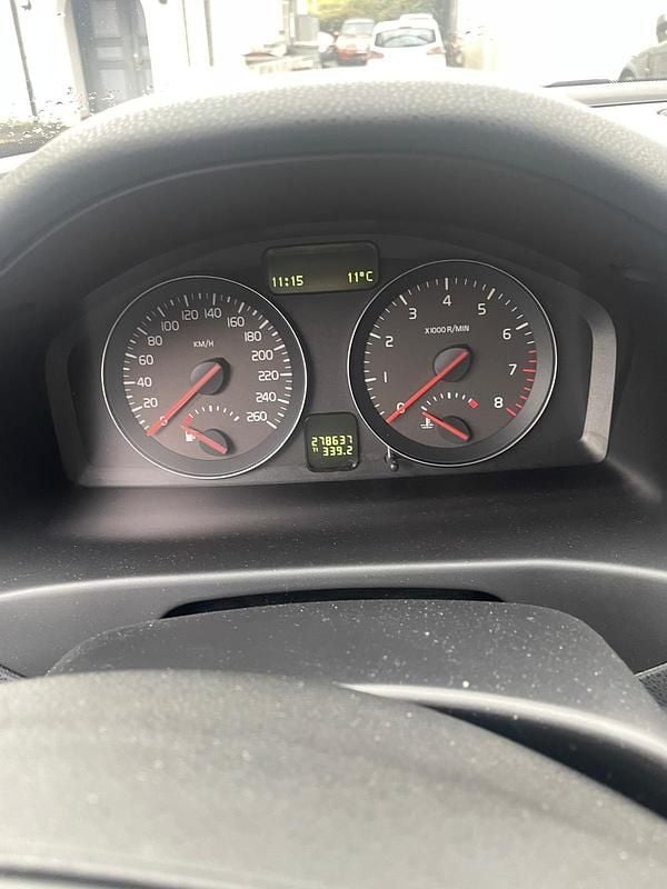 Gebraucht Volvo V50 Kinetic 101 PS (74 kW) 2011 Kombi