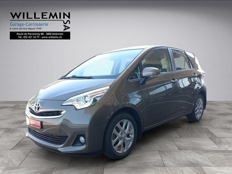 Gebraucht 2015 Toyota Verso-S Trend Van / Kleinbus | CHF 11’900 (Teuer) - Bild 1/4