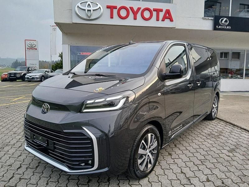 Neu Toyota Proace Verso Trend 100 kW (136 PS) 2025 Kombi