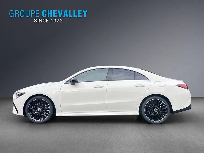 Gebraucht Mercedes CLA200 163 PS (119 kW) 2025 Weiss Coupé