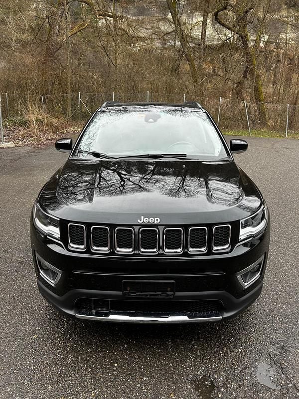 Gebraucht Jeep Compass Limited 170 PS (125 kW) 2019 SUV