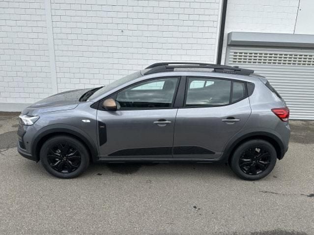 Neu Dacia Sandero 91 PS (66 kW) 2025 Anthrazit Kleinwagen