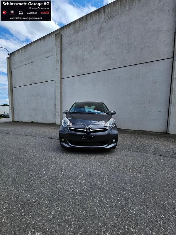 Gebraucht 2011 Toyota Verso-S Multidrive S Van / Kleinbus | CHF 11’500 (Teuer) - Bild 1/4