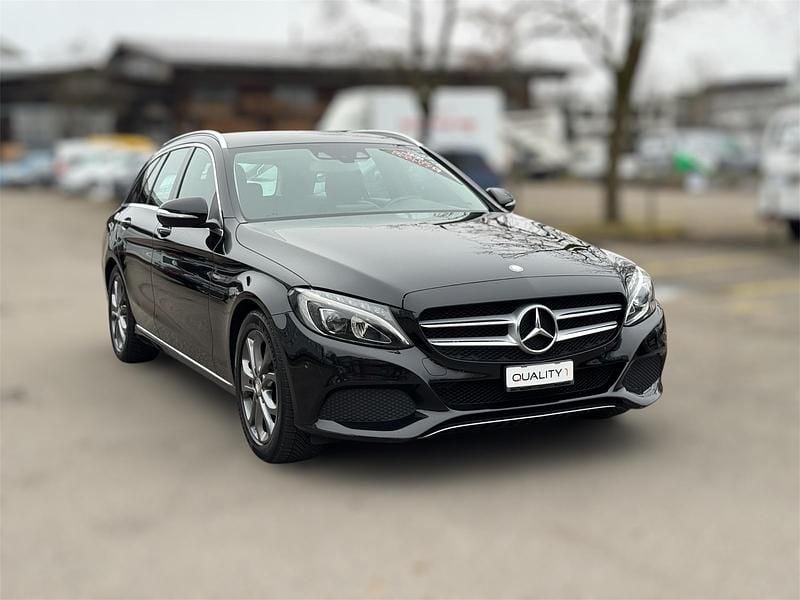 Gebraucht Mercedes C180 156 PS (114 kW) 2015