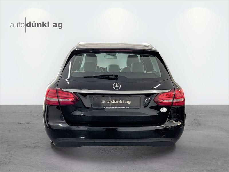 Gebraucht Mercedes C250 204 PS (150 kW) 2017 Schwarz Kombi