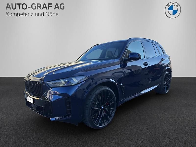 Neu BMW X5 M Sport 352 PS (258 kW) 2026 Blau SUV