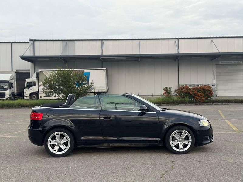 Gebraucht Audi A3 Attraction 140 PS (102 kW) 2010 Cabrio