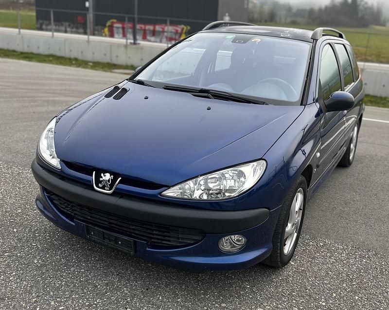 Gebraucht 2003 Peugeot 206 Kombi | CHF 2’600 (Teuer) - Bild 1/4