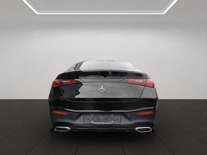 Gebraucht Mercedes GLC300 AMG line 269 PS (197 kW) 2023 Coupé