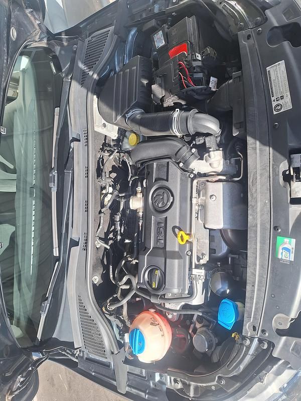 Gebraucht Skoda Rapid Elegance 122 PS (89 kW) 2015 Kleinwagen