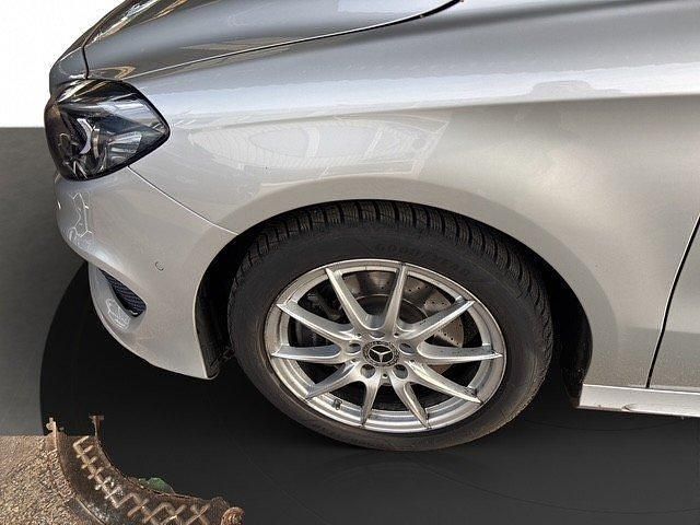 Gebraucht Mercedes B220 Style 184 PS (135 kW) 2018 Silber Van / Kleinbus