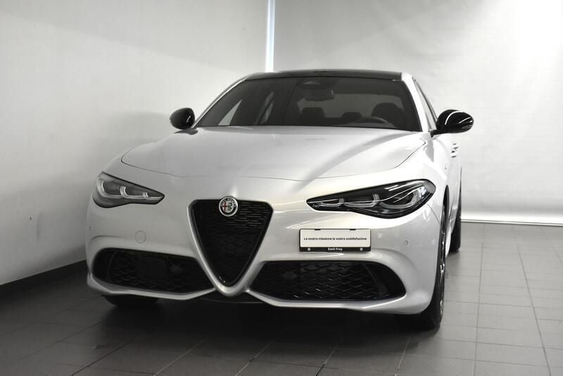 Silber Gebraucht 2024 Alfa Romeo Giulia Veloce Limousine | CHF 63’800 - Bild 1/4