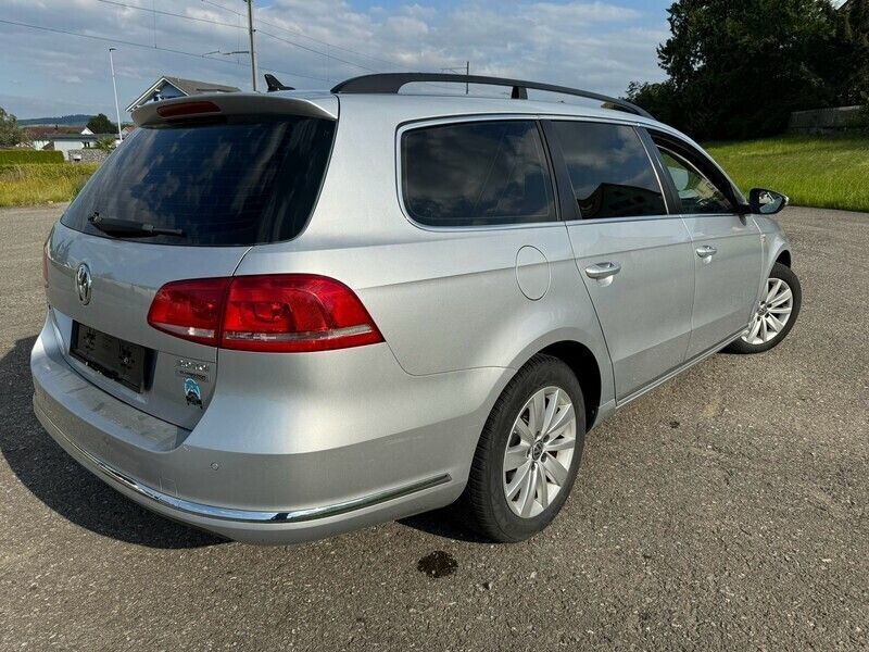 Gebraucht VW Passat Trendline 140 PS (102 kW) 2011 Kombi