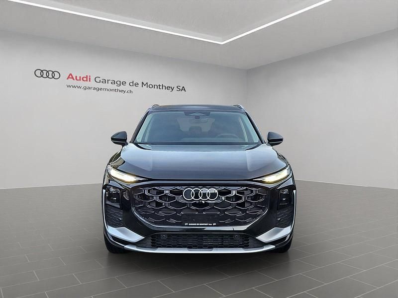 Neu Audi Q3 Advanced 150 PS (110 kW) 2025 SUV