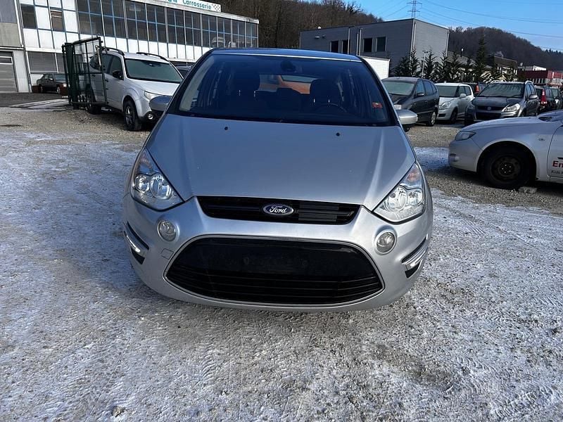 Gebraucht 2010 Ford S-MAX Titanium S Van / Kleinbus | CHF 1’600 (Guter Preis) - Bild 1/4