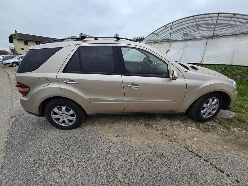Gebraucht 2005 Mercedes ML320 SUV | CHF 5’999 - Bild 1/4