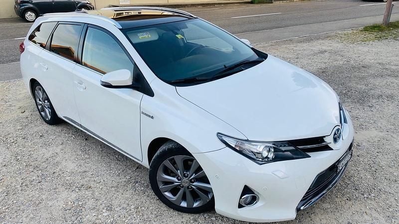 Gebraucht 2013 Toyota Auris Touring Sports Premium Kombi | CHF 6’900 (Fairer Preis) - Bild 1/4