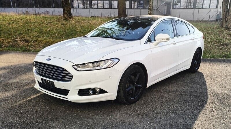 Gebraucht Ford Mondeo Titanium 180 PS (132 kW) 2015