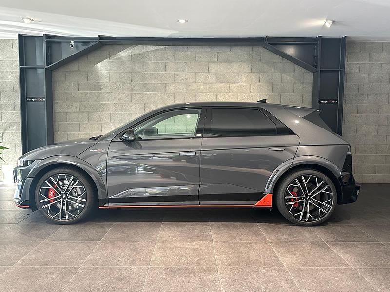 Gebraucht 2024 Hyundai Ioniq Kleinwagen | CHF 60’900 - Bild 1/4