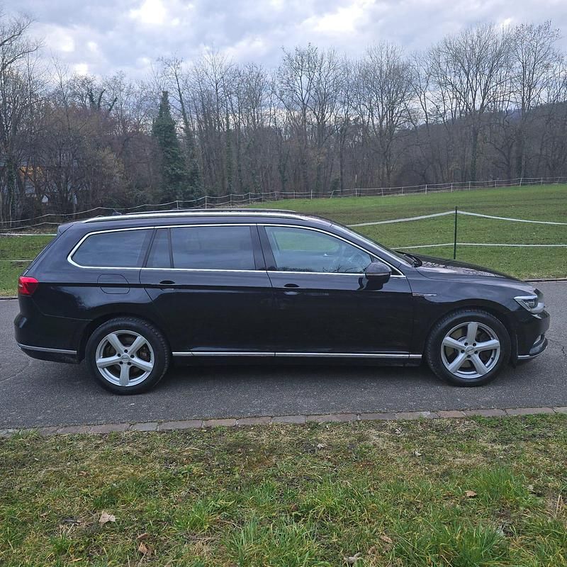 Gebraucht VW Passat Highline 240 PS (176 kW) 2016 Kombi