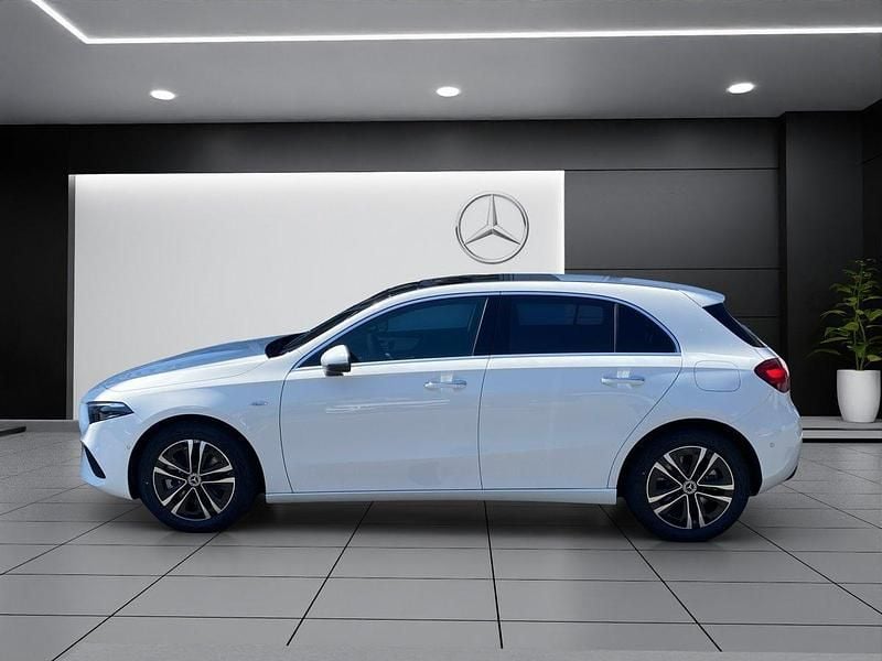Neu Mercedes A250 218 PS (160 kW) 2025 Weiss Limousine