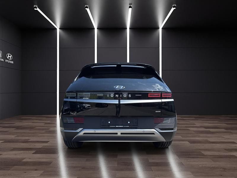 Neu Hyundai Ioniq 239 kW (325 PS) 2025 Schwarz Kleinwagen
