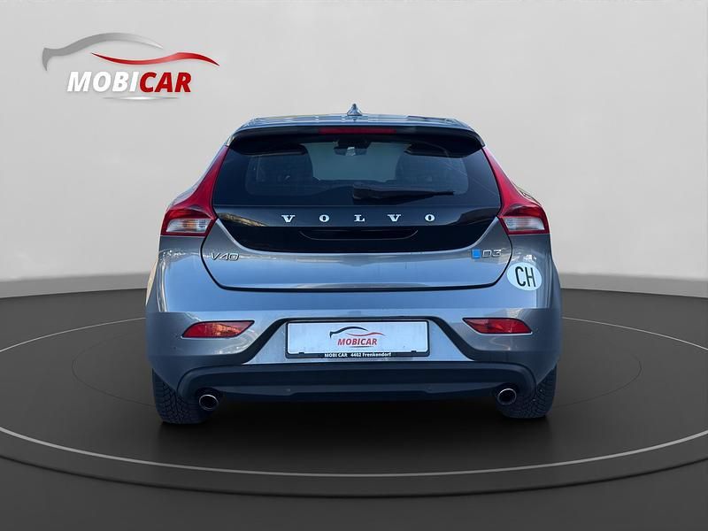 Gebraucht Volvo V40 Momentum 150 PS (110 kW) 2015 Limousine