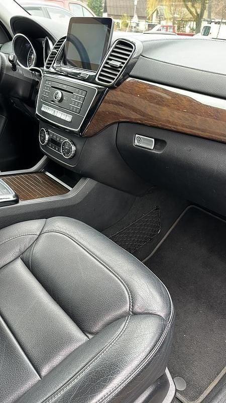 Gebraucht Mercedes GLS350 258 PS (189 kW) 2016 SUV